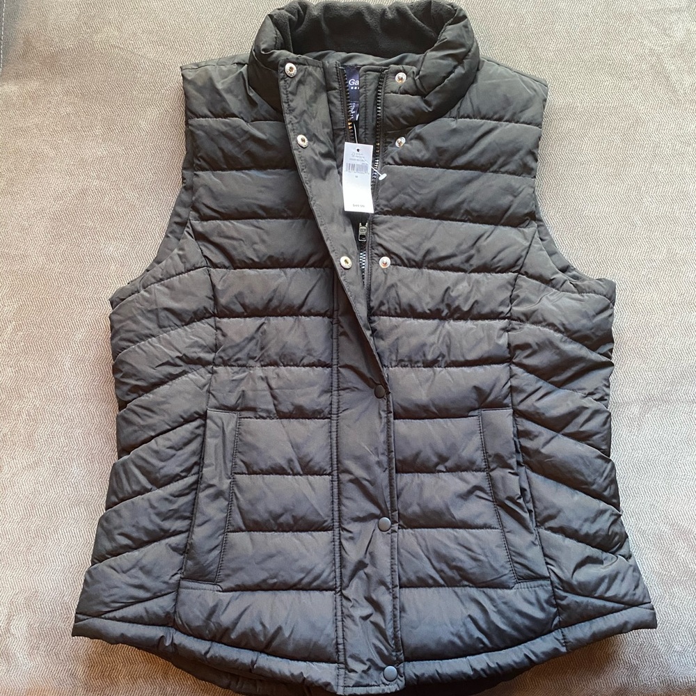 Women’s Gap Puffer Vest